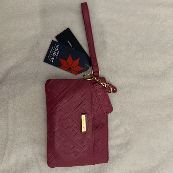 Tommy Hilfiger mauve wristlet and ID case. - Picture 4 of 4